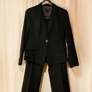 Ann Taylor Petite 2-piece Black Suit Jacket and Trousers Size: 8P